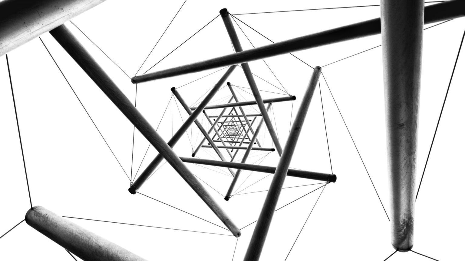 Data Mesh Architecture: Why it matters in 2024